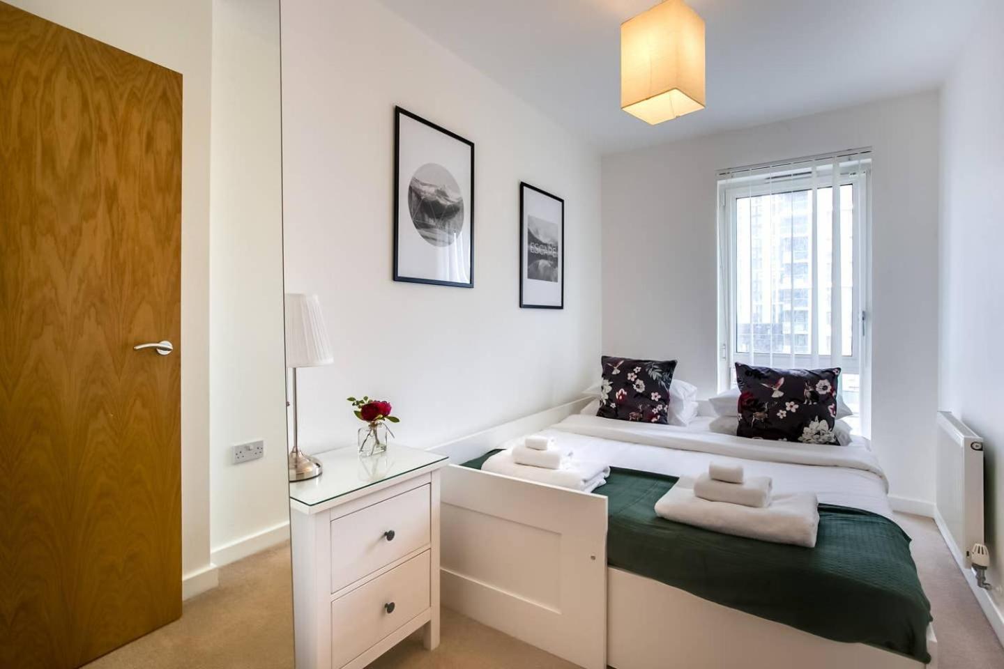 Guestready - Comfort By The Thames, W/ Balcony Λονδίνο Εξωτερικό φωτογραφία